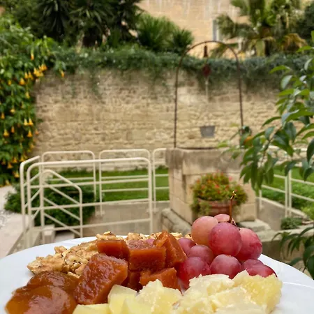 Kabala Bed And Breakfast 4*